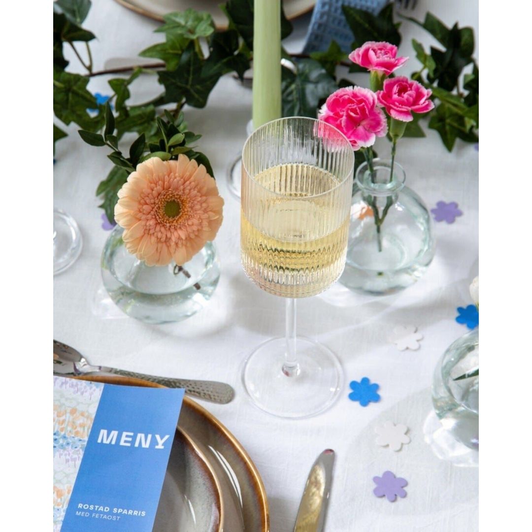 Clear Ribbed Wine Glassware and Barware - Image 3